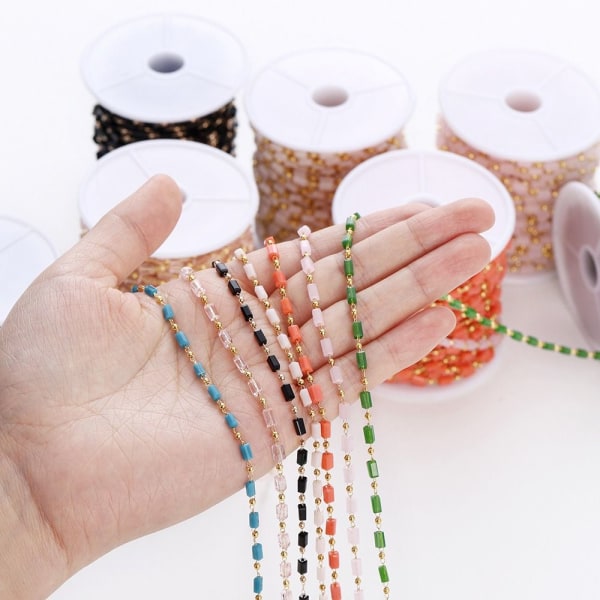 1 Meter Cube Beads Ketjut Helmiketju LÄPINÄKYVÄ transparent