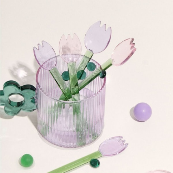 Mjölkskedar i glas Blomstesked C C C