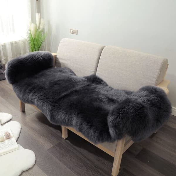 Fluffig matta imiterad ulldyna SILVER silver