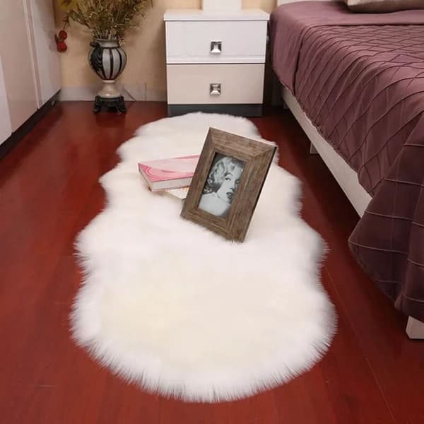 Fluffig matta imiterad ulldyna GRÅ grey