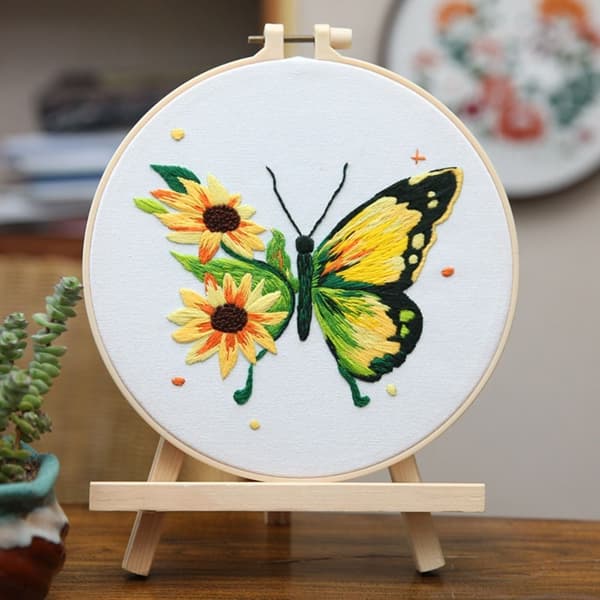 DIY sommerfuglemønstre håndbroderi B B B