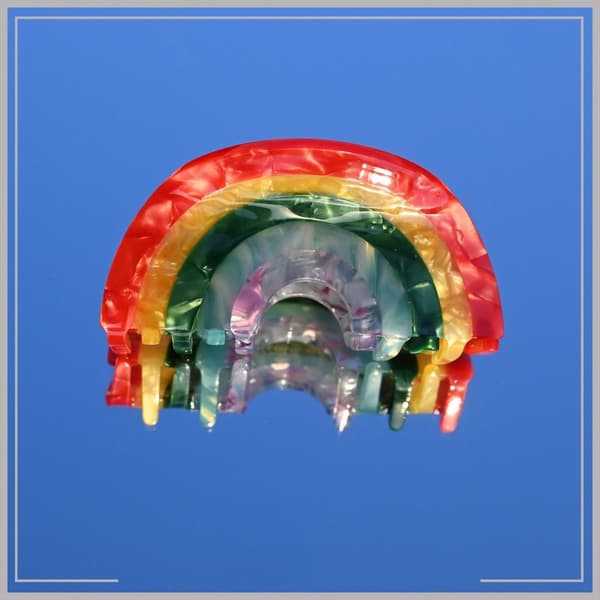 Rainbow Hair Claws Rainbow Hårnålar Håraccessoarer