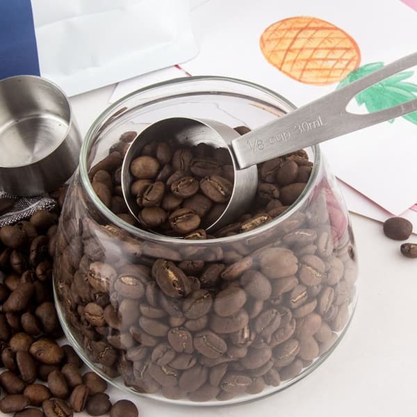 Mätning av kaffeskopa matskedar 2 2 2