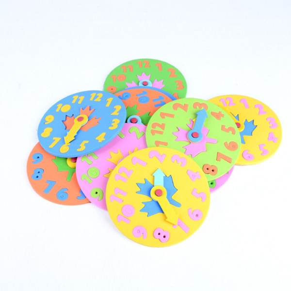 5 st barnpusselleksaker Montering av klocka Toy Intelligence 5pcs-Random Color