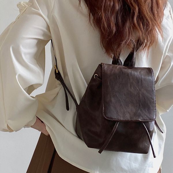 Ryggsekk i skinn BRUNN brown