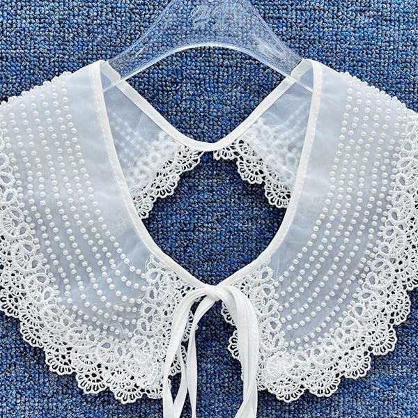 Väärennetty kaulus nukke Väärennetty kaulus 5 5 5