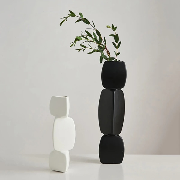 Minimalistisk vase svart vase SVART B B black B-B