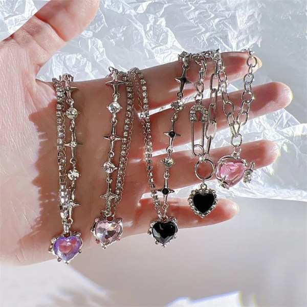 Y2K nyckelbenskedja Crystal Heart Halsband D D D