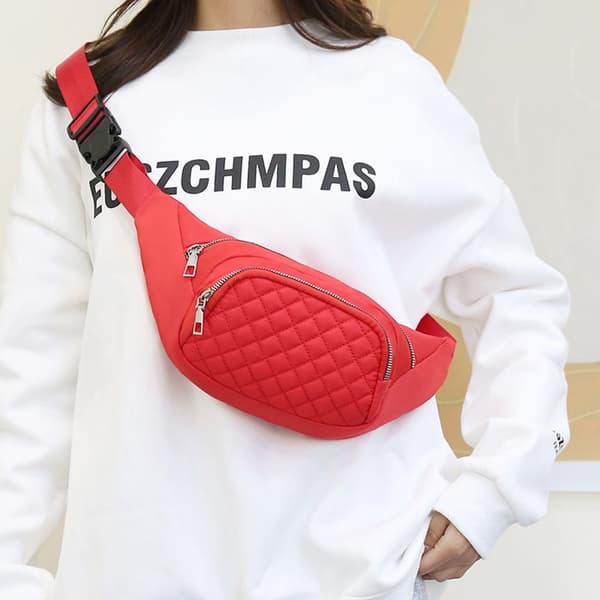 Fanny Pack Belt Bag PUNAINEN red