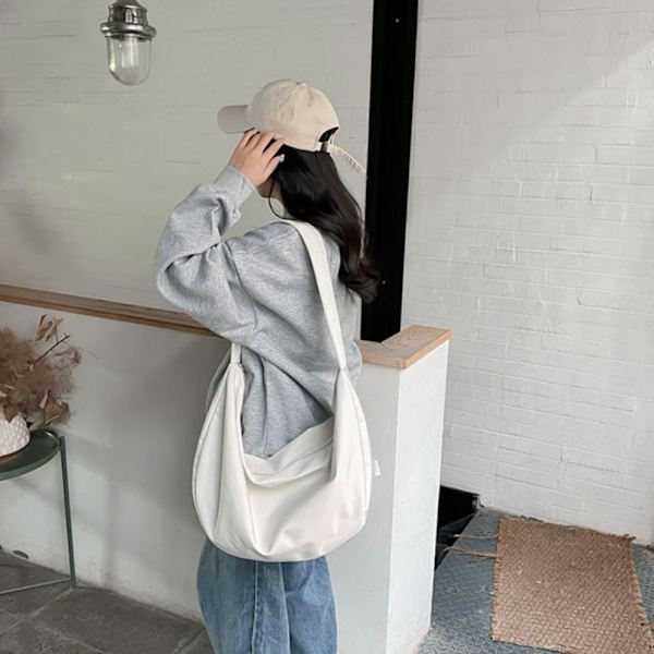 Dumpling Bag Totes Handväska VIT white
