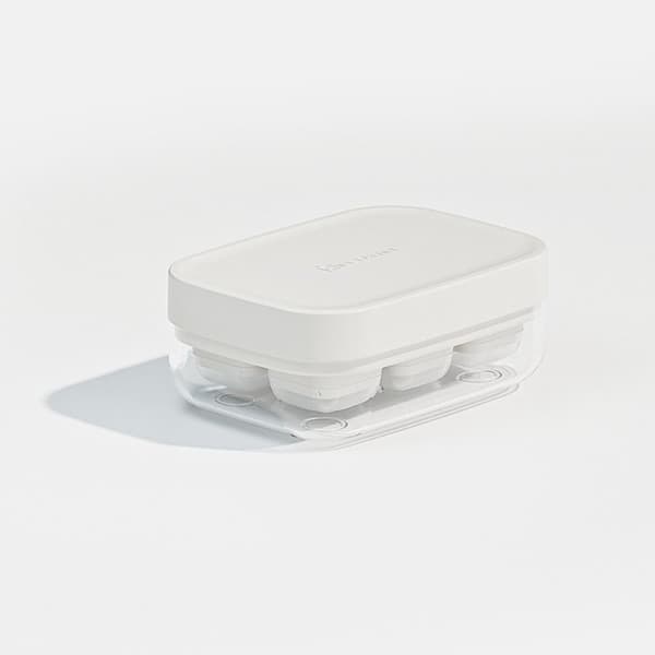 Ice Cube Square Mold Iso mold VALKOINEN White