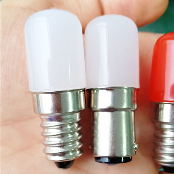 Jääkaapin polttimo Jääkaapin pakastimen valo 100-220V B15 100-220V B15 100-220V B15