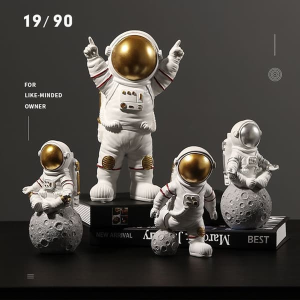 Astronaut Figurer Rymdman Månskulptur Dekorativ E E E