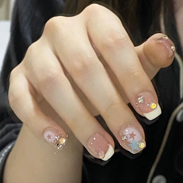 24 kpl/laatikko Dopamine Fake Nails tekojalokivi tekokynsi Flash Nail MJ-364