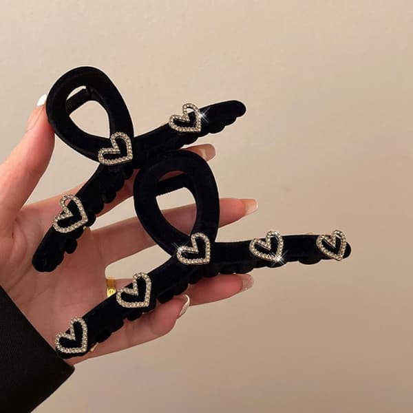 2kpl Hiuskynsillä oleva hiusklipsi 5 5 5