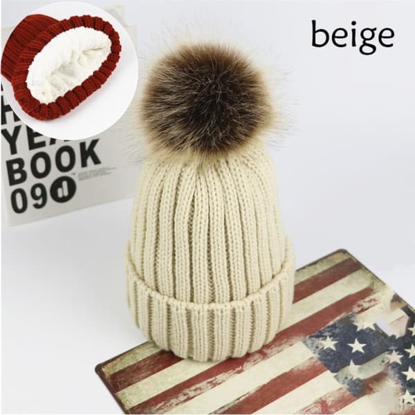 Stickad mössa Vintermössa BEIGE beige
