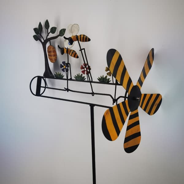 Metal Bee Windmill Three Little Bee Windmills Hagedekorasjon