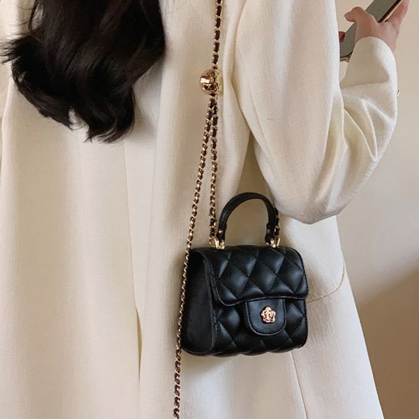 Chain Crossbody Bags Axelväska VIT white