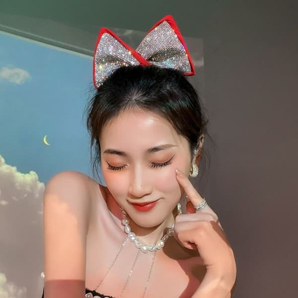 Deft Bun Rhinestone Hårband VIT white