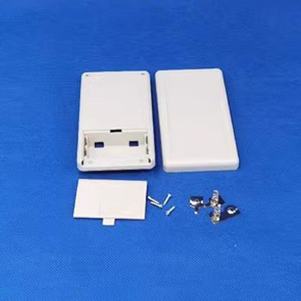 Elektronisen projektilaatikon vedenpitävä cover Projekti 4 4 4