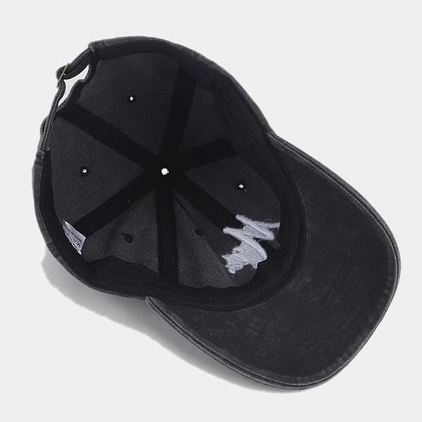 Brodeerattu cap PINKKI pink