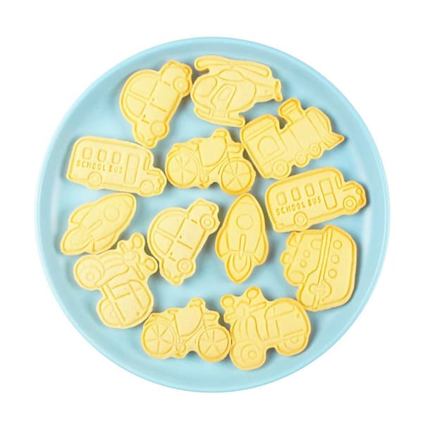 8st/ set Form 3D Cookie Cutter Mould