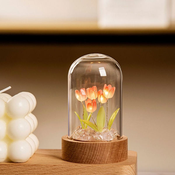 Tulip Natlampe Tulip Flower Bordlampe 2 BLOMSTER 2 BLOMSTER 2 Flowers