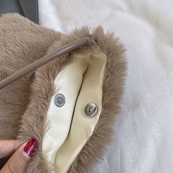 Pehmolaukut Pehmoinen kainalolaukku KHAKI khaki