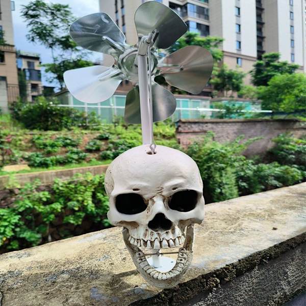 Skull Wind Spinner Wind Spinner SORT black