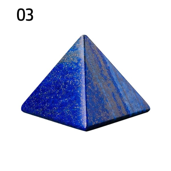 Krystallpyramidepyramide modell 03 03 03