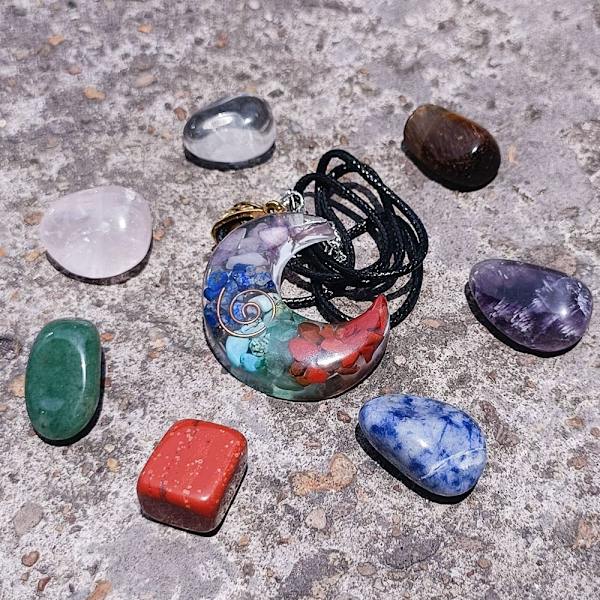 Naturlig krystall 7 Chakra Stone 2 2 2