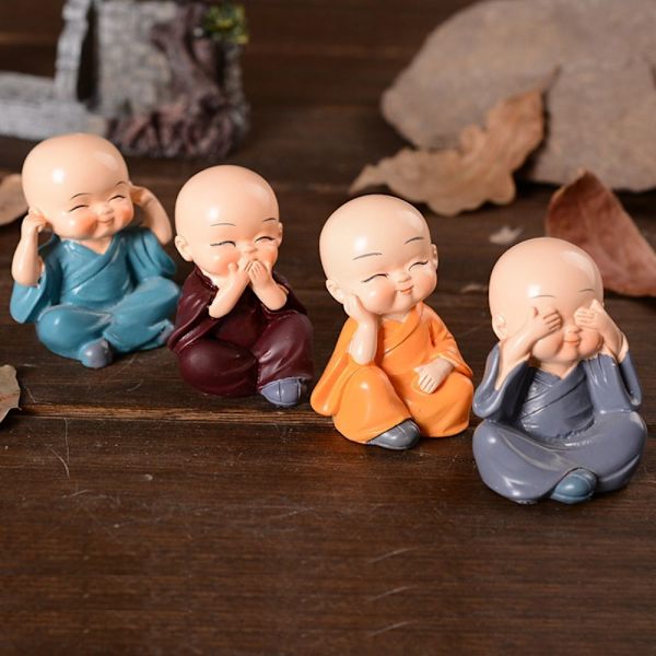 8 st Little Monk Resin Doll Ornaments Söt Monk Desktop 4 pcs