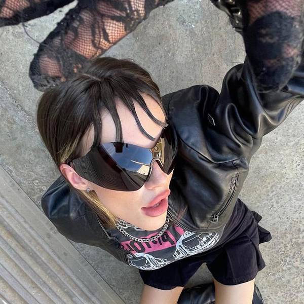 Ylisuuret futuristiset aurinkolasit Y2K aurinkolasit LÄPINÄKYVÄT Transparent Black