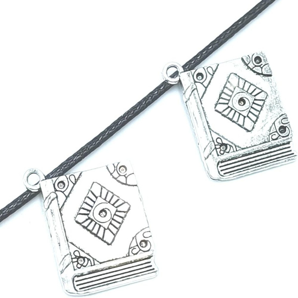 Antiikki hopea kirjakorujen riipukset metalliseos Charms kirjariipukset