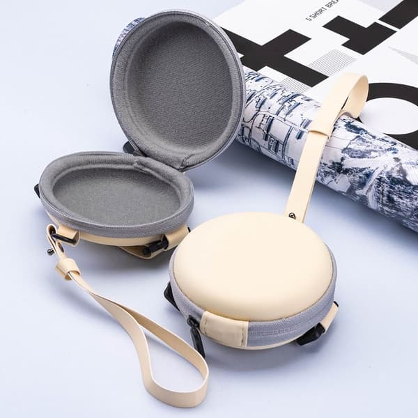 Vikbart case Case solglasögonfodral Dragkedja Beige