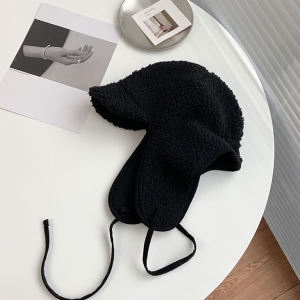 Piger Bomber Cap Fluffy Fur Hat SORT black