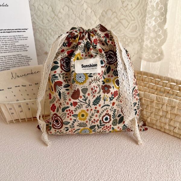 Mommy-taske med blomstertaske til pusletaske C C C