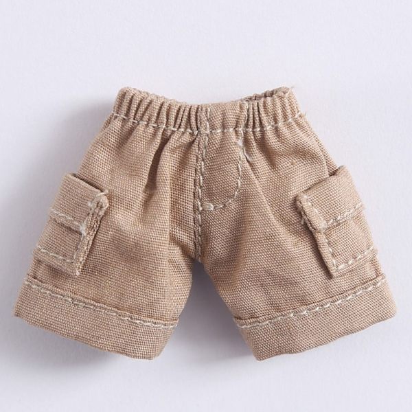 Nuket käyttävät shortseja Minifarkut Shortsit 2 2 2
