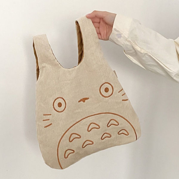 Sarjakuva Totoro-kirjonta BEIGE Beige