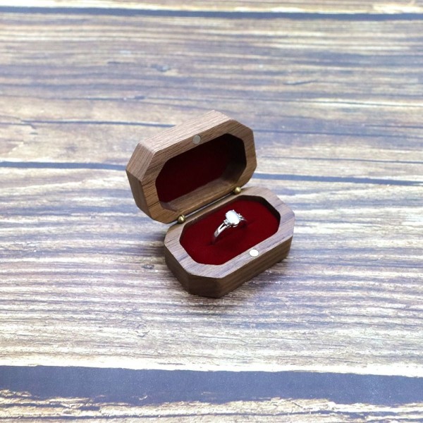 Smykkeskrin Ring Oppbevaringsboks VINRØD wine red