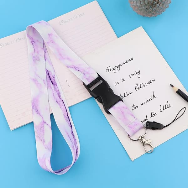 ID Badge Holder -avaimenperä