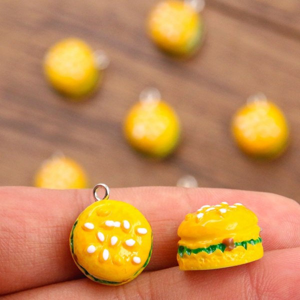 30 st Resin Hamburger Charms 3D Fastfood Charms