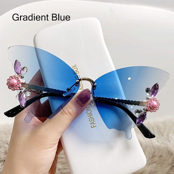 Crystal Butterfly Aurinkolasit Reunattomat aurinkolasit GRADIENT BLUE Gradient Blue