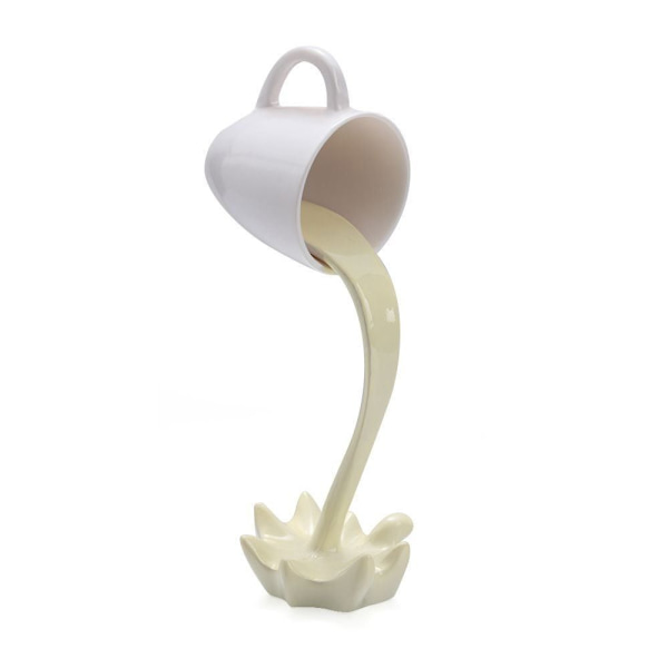 Flydende kaffekopskulptur Skulptur med flydende kaffekrus 3 3 3