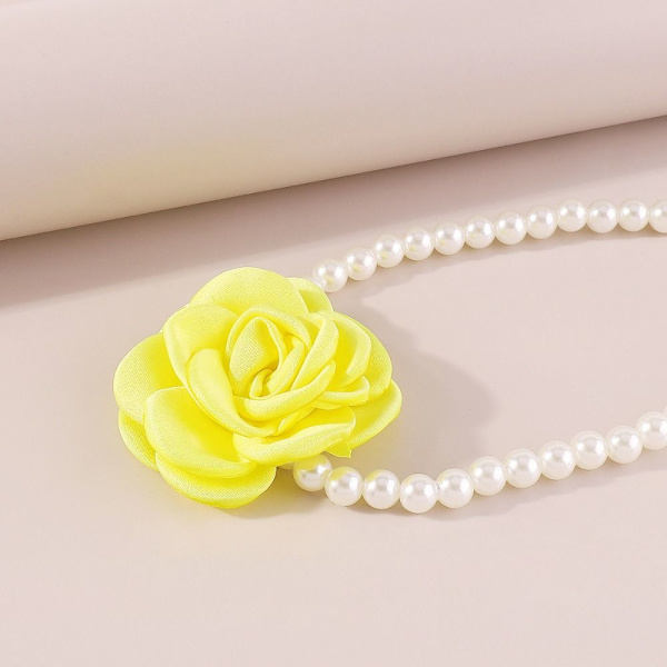 Korut Kaulakoru Rose Choker VALKOINEN white
