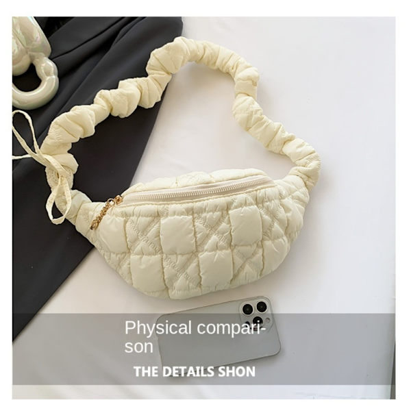 Plisseret Cloud Bag Taljetaske SORT Black