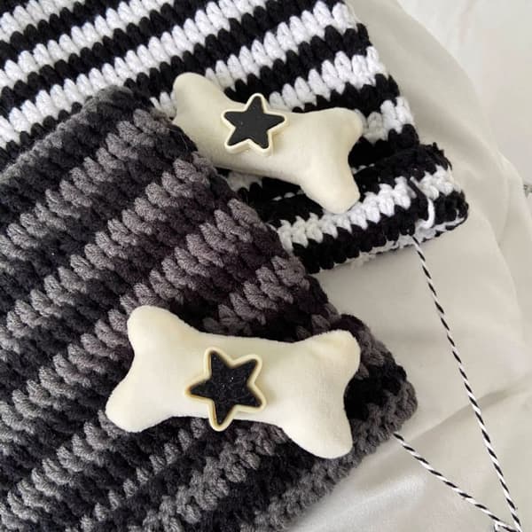 Kat Øre Hårbolde Beanies Hue SORT&HVID black&white