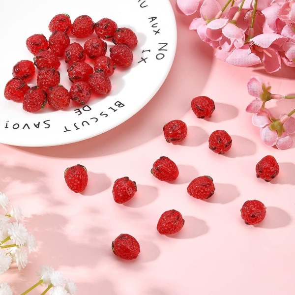 30st Strawberry Beads 3D Fruktpärlor