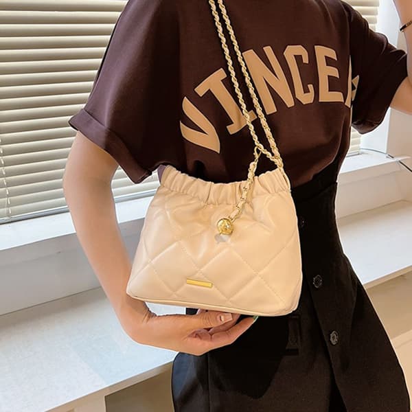 Bucket Bag Axelväska BEIGE beige