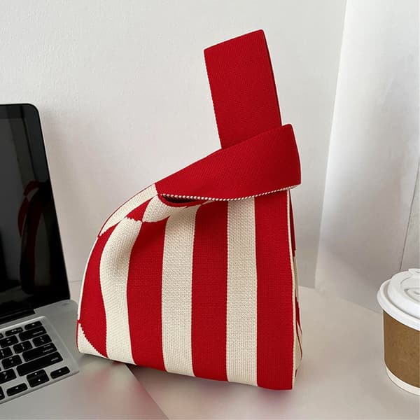 Stickade Handväskor Handväskor RED&BEIGE red&beige